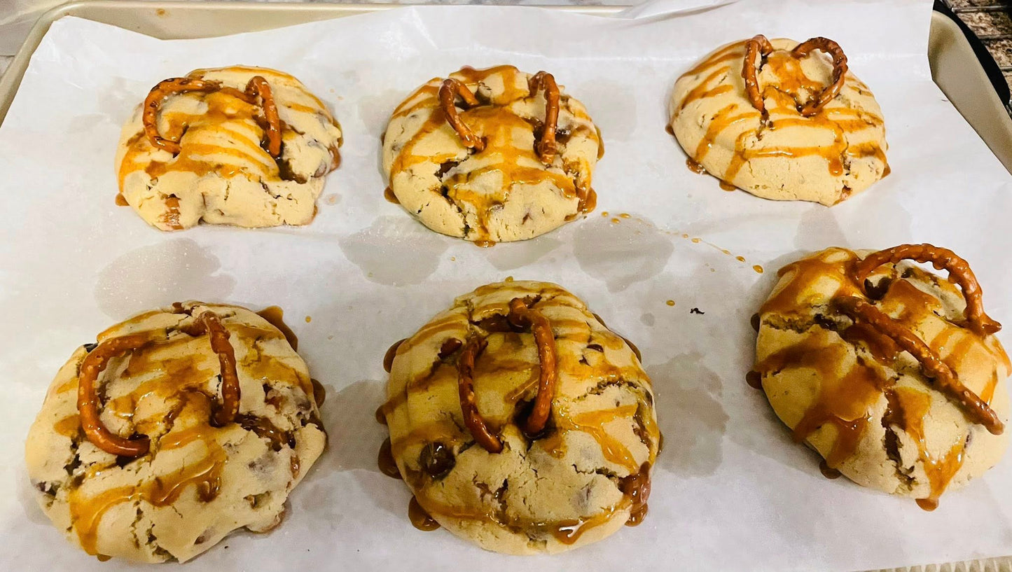 NY Style Salted Caramel Pretzel Cookie